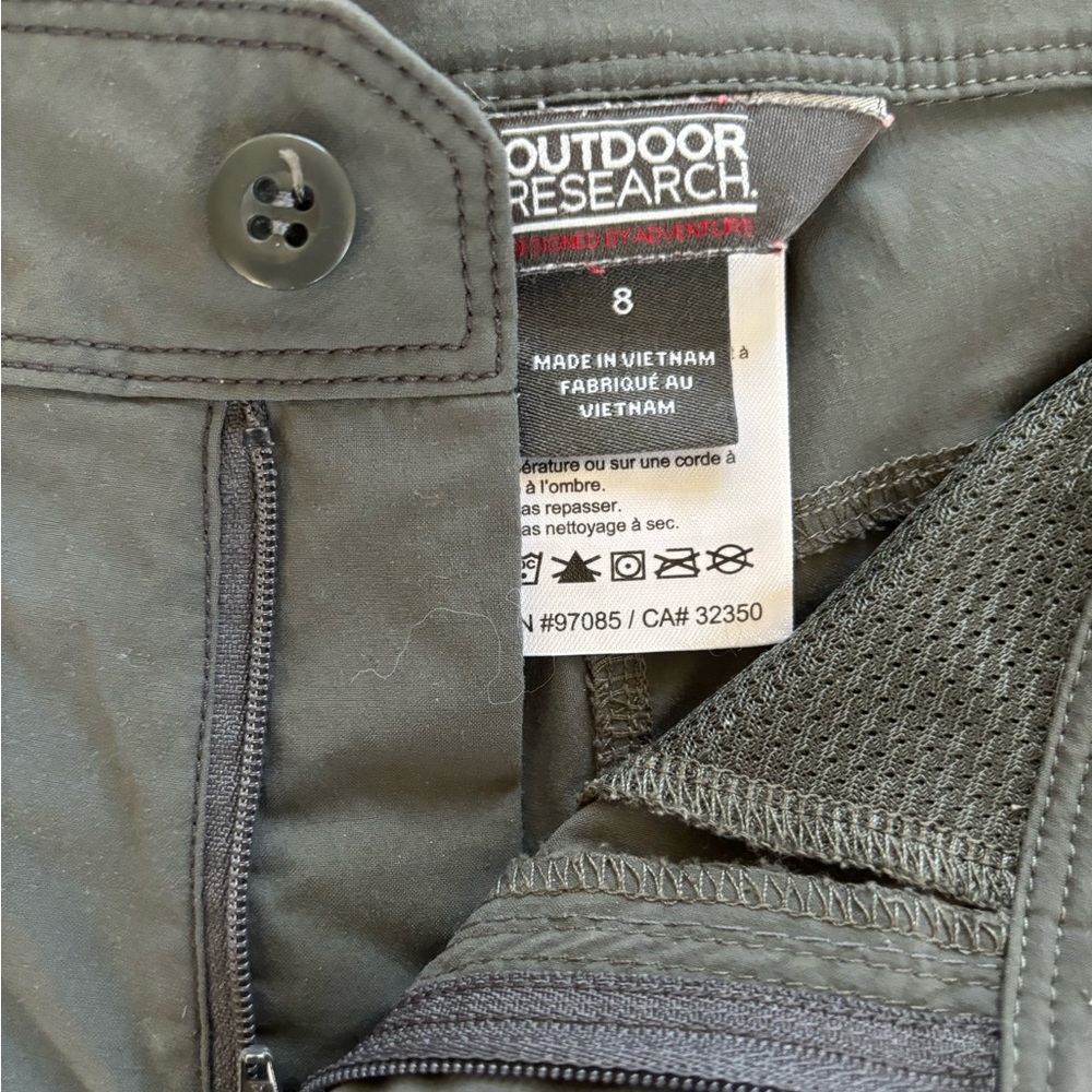 OUTDOOR RESEARCH Women's Equinox Metro Shorts (8) - Picture 3 of 8